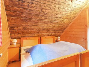 Chalet | 2 bedrooms, individually furnished, bed sheets - Chalet Near Lake Klopeiner With Sauna (Feistritz ob Bleiburg)