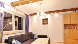 Living room - Cozy Apartment in Kitzbuhel near Ski Lift (Kitzbuehel)