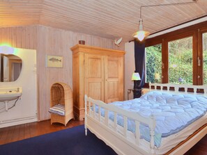 Huis | 5 slaapkamers, individueel gemeubileerd, beddengoed