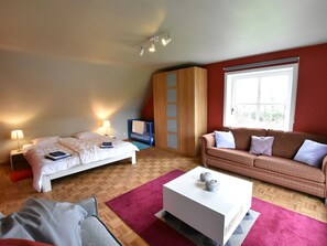 5 Schlafzimmer, individuell eingerichtet
