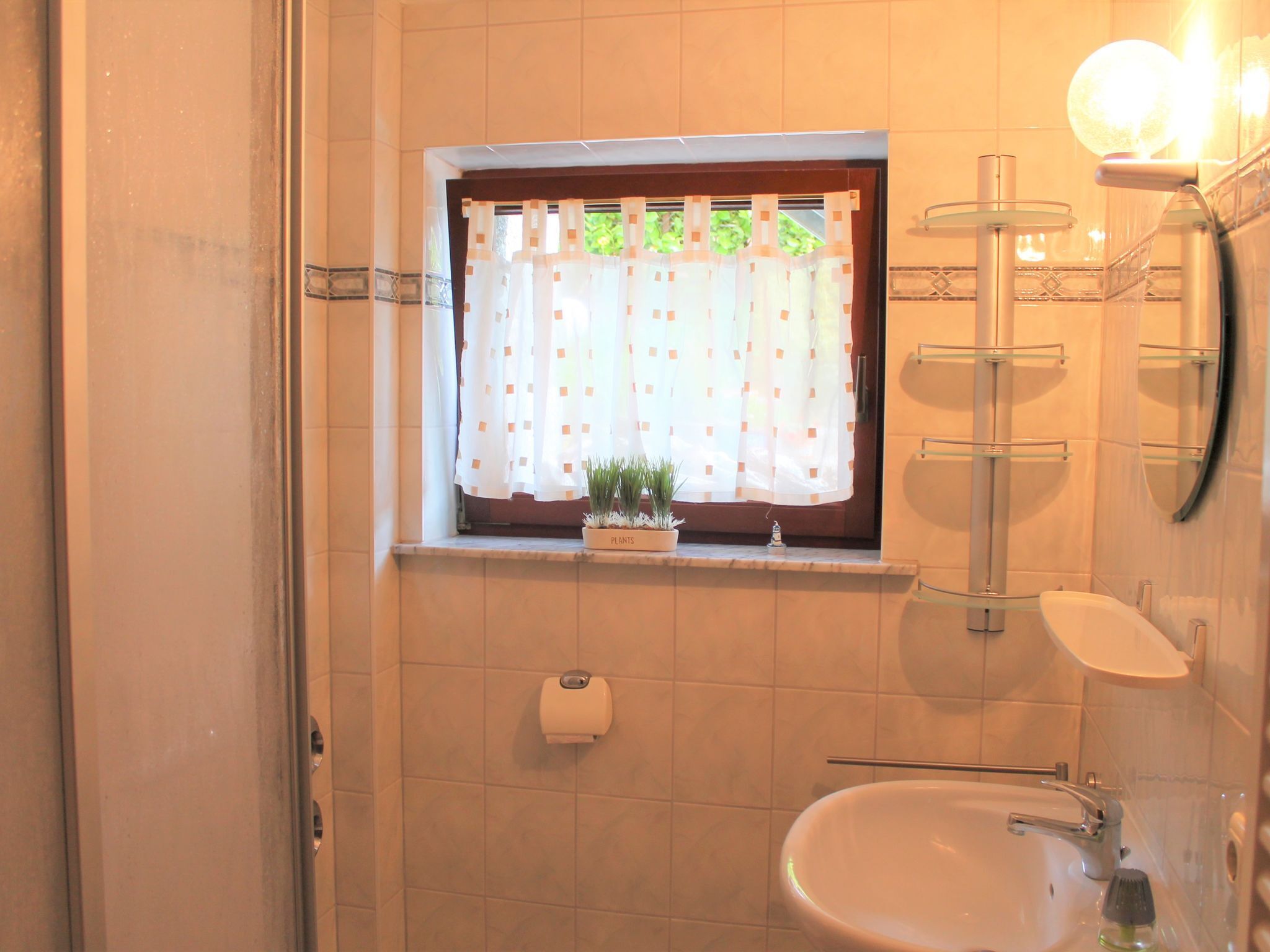 Apartment | Badezimmer | Dusche, Handtücher