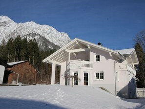 Esterni
