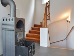4 Schlafzimmer, individuell eingerichtet, Bettwäsche