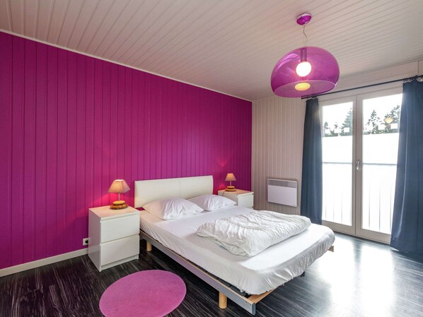 Chalet | 2 chambres, ameublement personnalisé, fer et planche à repasser