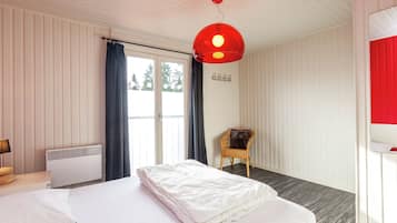 Chalet | 2 Schlafzimmer, individuell eingerichtet, Bügeleisen/Bügelbrett