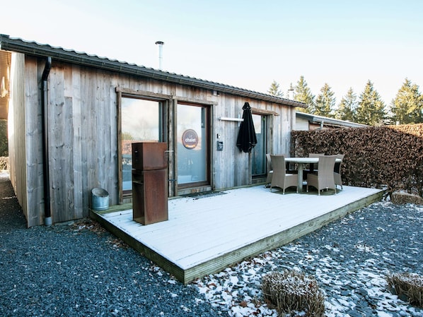 Chalet | Exterior - Boutique Chalet in Büllingen near Lake (Buellingen)