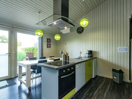 Chalet | Private kitchen | Microwave, highchair