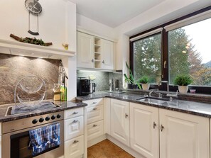 Private kitchen - Chalet in Mallnitz in Carinthia Near ski Area (Mallnitz)