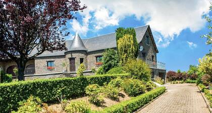 Villa in Bitvre With Garden