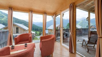 Chalet | Living room | TV