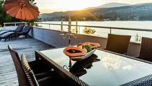 Villa | Balcony - Imperial Villa in Velden am Wörthersee near Ski Area (Velden am Wörther See)