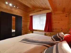 Maison | 3 chambres, ameublement personnalisé, draps fournis