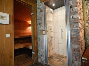 Feriehus | Badeværelse | Bruser