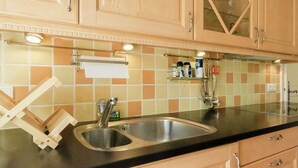 House | Private kitchen | Highchair - Cottage in Wine Country (Tournon-d'Agenais)