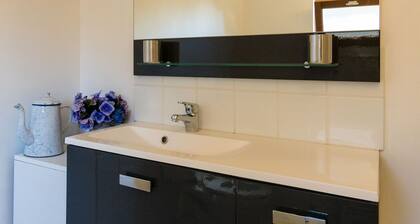 Rustic Chic Country Cottage