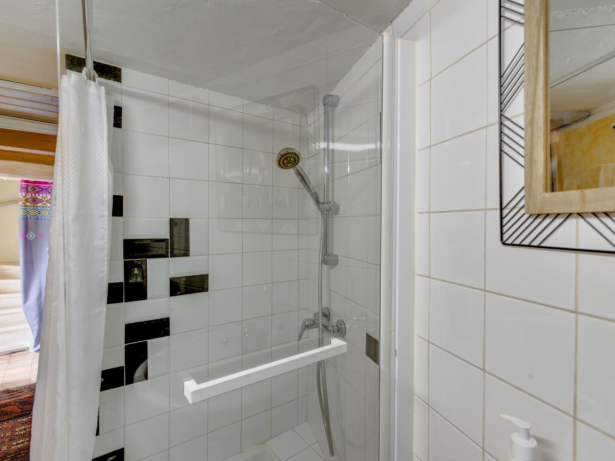 Shower dan handuk