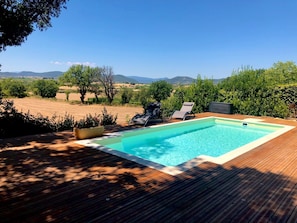 Outdoor pool - Charming Villa With Private Pool and Phenomenal Views (Saint-Jean-de-Maruejols-et-Avejan)