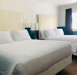 โต๊ะทำงาน, พื้นที่ทำงานแบบใช้แล็ปท็อป, ผ้าม่านกันแสง, Wi-Fi ฟรี