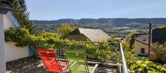 Vic-sur-cere Family Nest