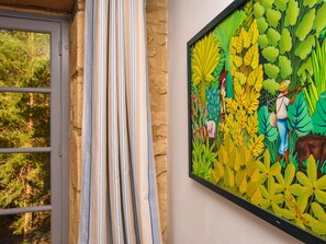 1 Schlafzimmer, individuell eingerichtet, Bettwäsche