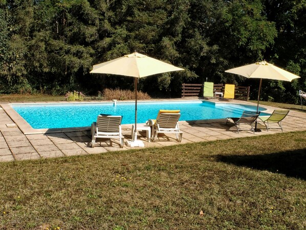 Outdoor pool - Spacious Holiday Home in Anglars-nozac With Swimming Pool (Anglars-Nozac)