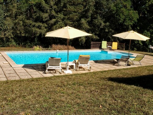 Spacious Holiday Home in Anglars-nozac With Swimming Pool