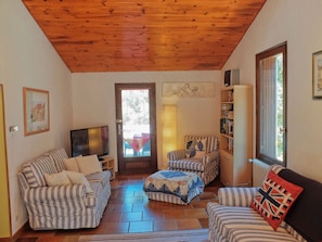 House | Living room - Spacious Holiday Home in Anglars-nozac With Swimming Pool (Anglars-Nozac)