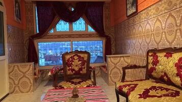 Double Room (Tanja) | Living area | Flat-screen TV