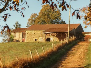 Exterior - Forest Hideaway in Saint-caprais (Saint-Caprais)