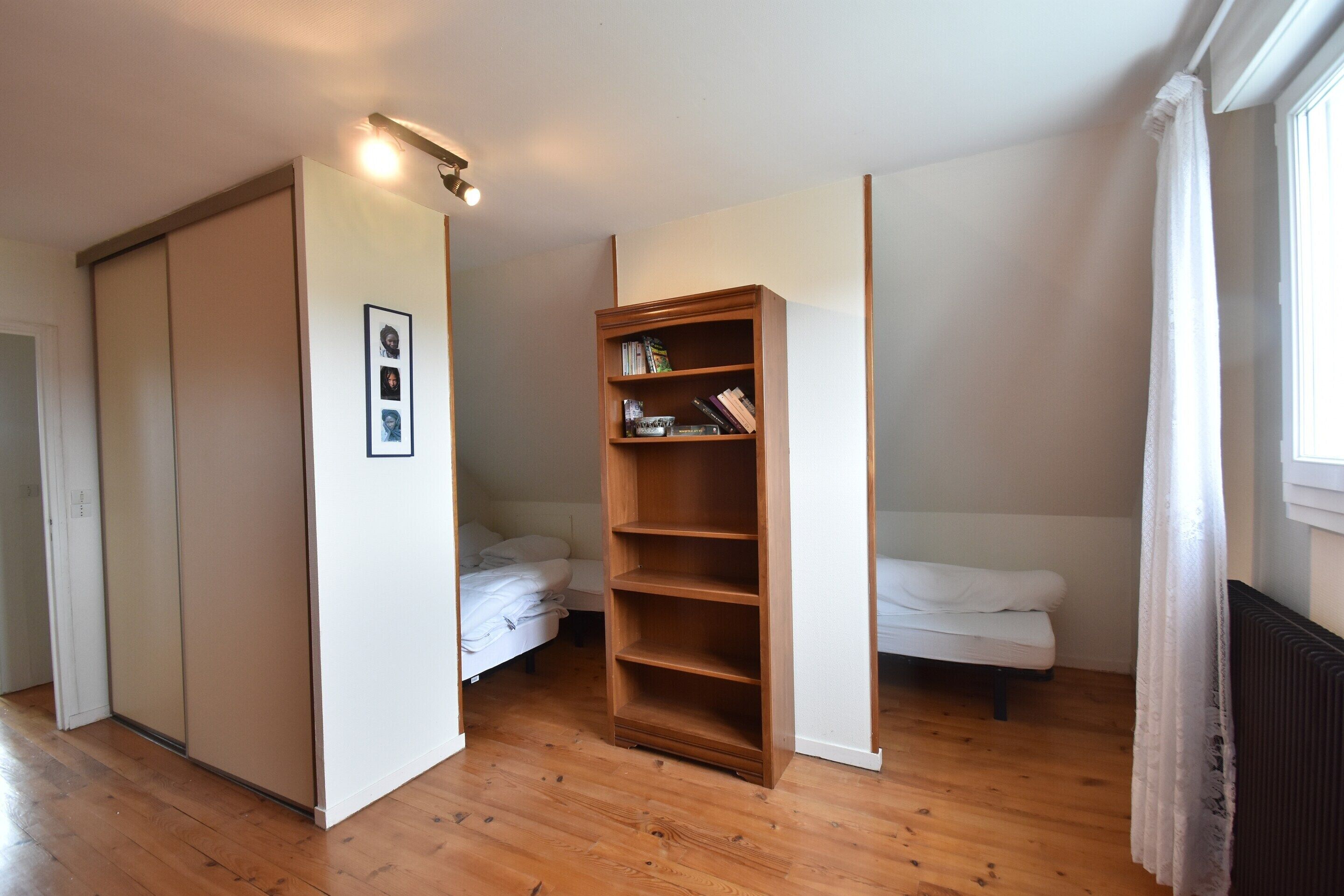 2 bedrooms, individually furnished, bed sheets