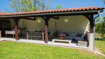 House | Room amenity