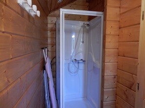 House | Bathroom | Shower - Vintage Holiday Home in Servance With Barbecue (Servance-Miellin)
