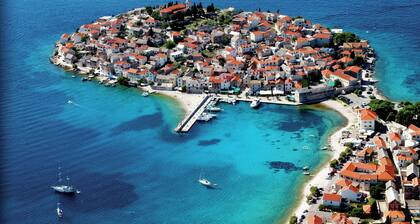 This Pleasant Holiday Home is an Ideal Starting Point to Explore Dalmatia