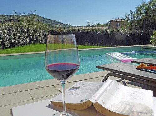 Villa in Malaucene Near Mount Ventoux