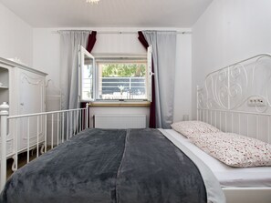 Talo | 3 makuuhuonetta, yksilöllisesti kalustettu, vuodevaatteet