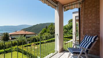 House | Balcony
