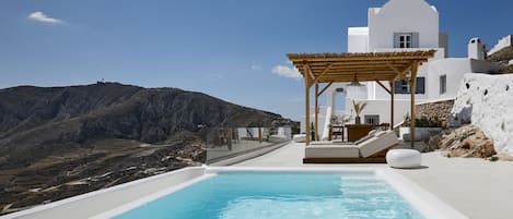 Piscine extérieure, piscine chauffée