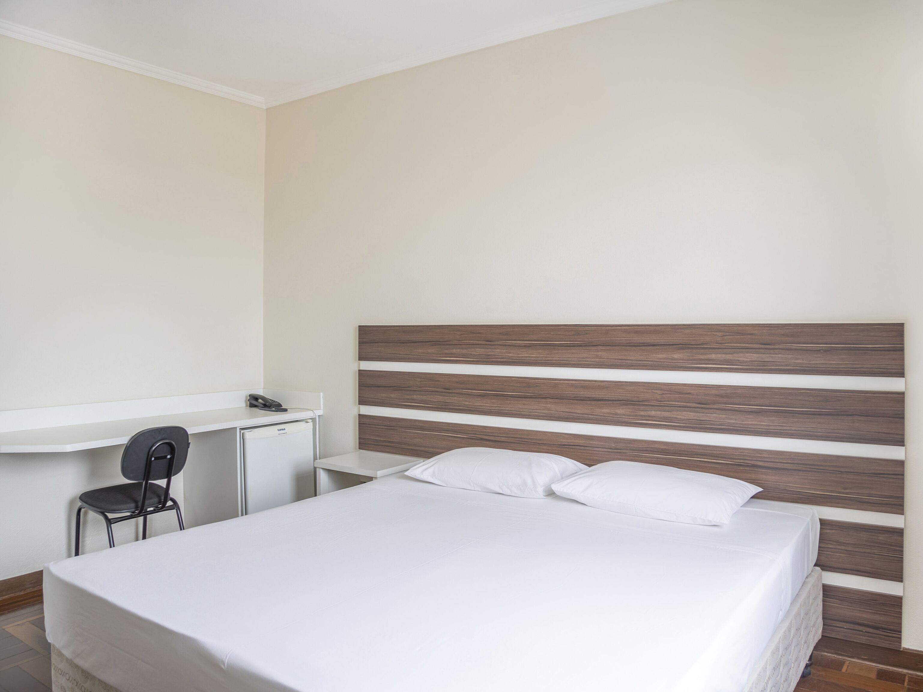 Wi-Fi gratuit, draps fournis