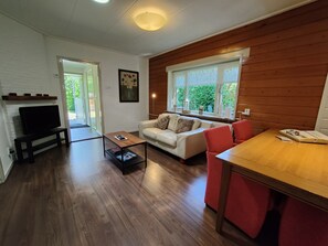 House | Living room - Cottage in Veluwe Near Forest Park (Garderen)