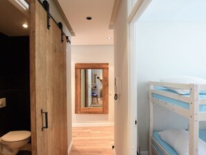 2 bedrooms, bed sheets - Quaint Apartment in Noordwijk near Beach (Noordwijk)