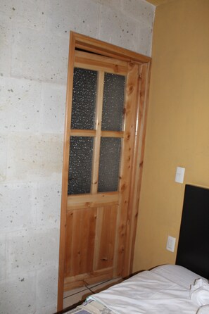 City Room | Iron/ironing board, free WiFi - Hotel Plaza Mayor (Tlalpujahua)