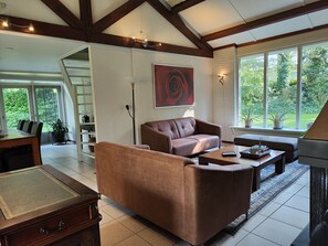 Living room - Spacious Holiday Home in Garderen near Forest (Garderen)