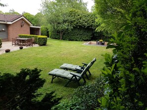 Garden - Spacious Holiday Home in Garderen near Forest (Garderen)
