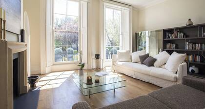 Clifton Hill by Onefinestay