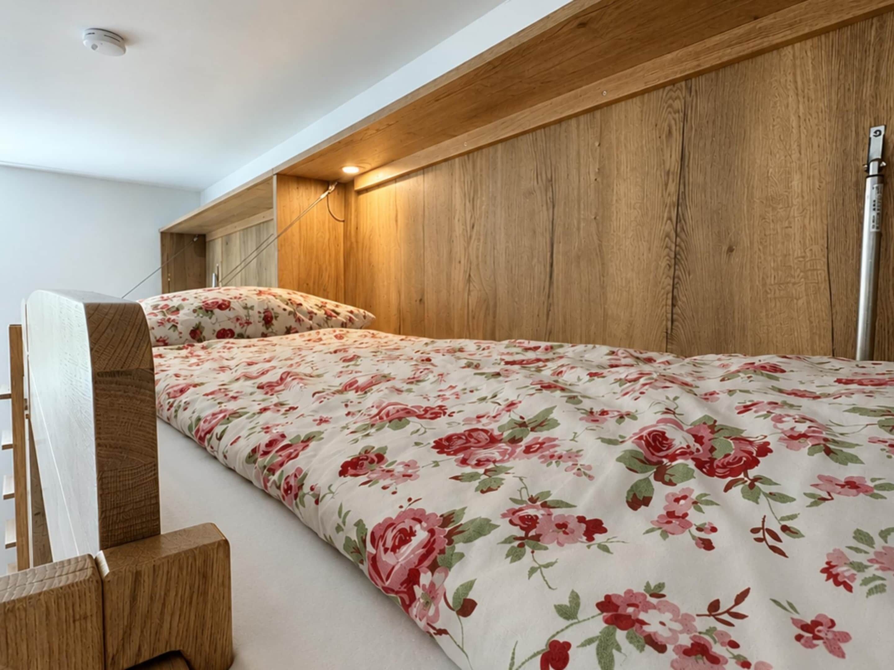 Apartment | 2 bedrooms, individually furnished, bed sheets
