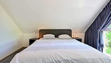 Huis | 3 slaapkamers, individueel gemeubileerd, beddengoed