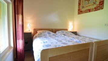 House | 2 bedrooms, individually furnished, bed sheets