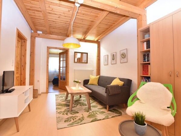 Apartment | Living area