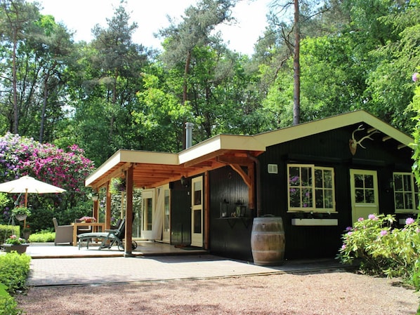Bungalow | Exterior - Charming Bungalow in Ambt Delden With Sauna, Garden, Terrace (Ambt Delden)