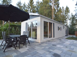 Exterior - Modern Holiday Home in Vorden Amidst Forest (Vorden)